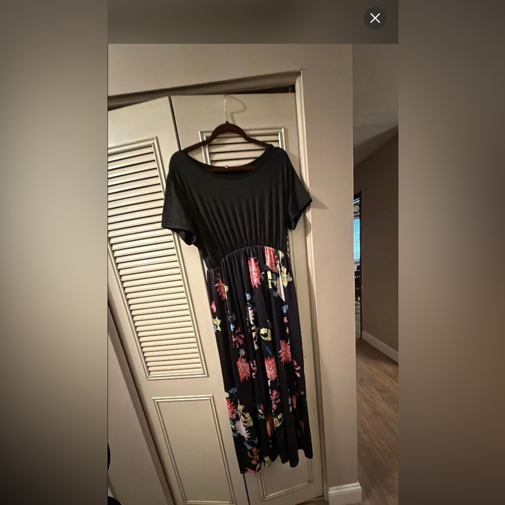 Black Floral Maxi